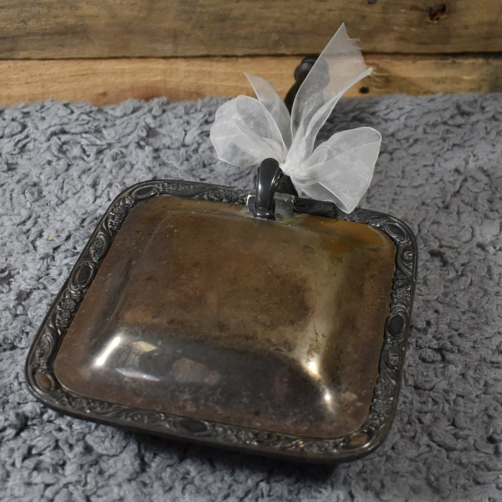 Victorian Rose Rogers & Son 1923 Silver Crumb Catcher